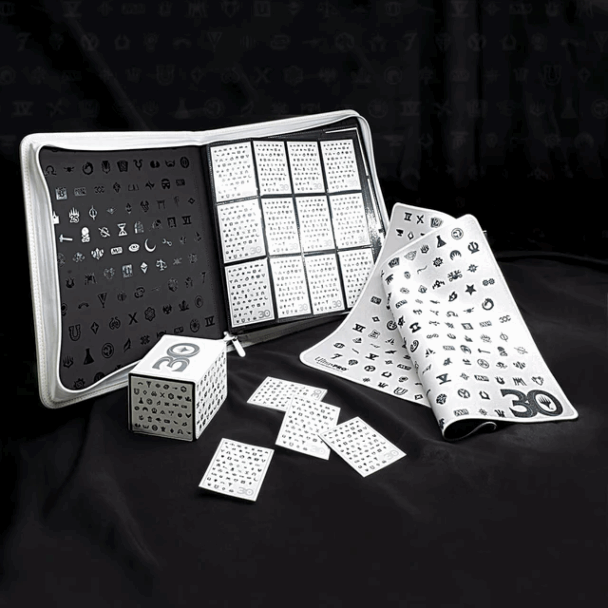 Ultra Pro - 12-Pocket PRO-Binder für Magic: The Gathering - 30th  Anniversary Innenseite  sowie Matte