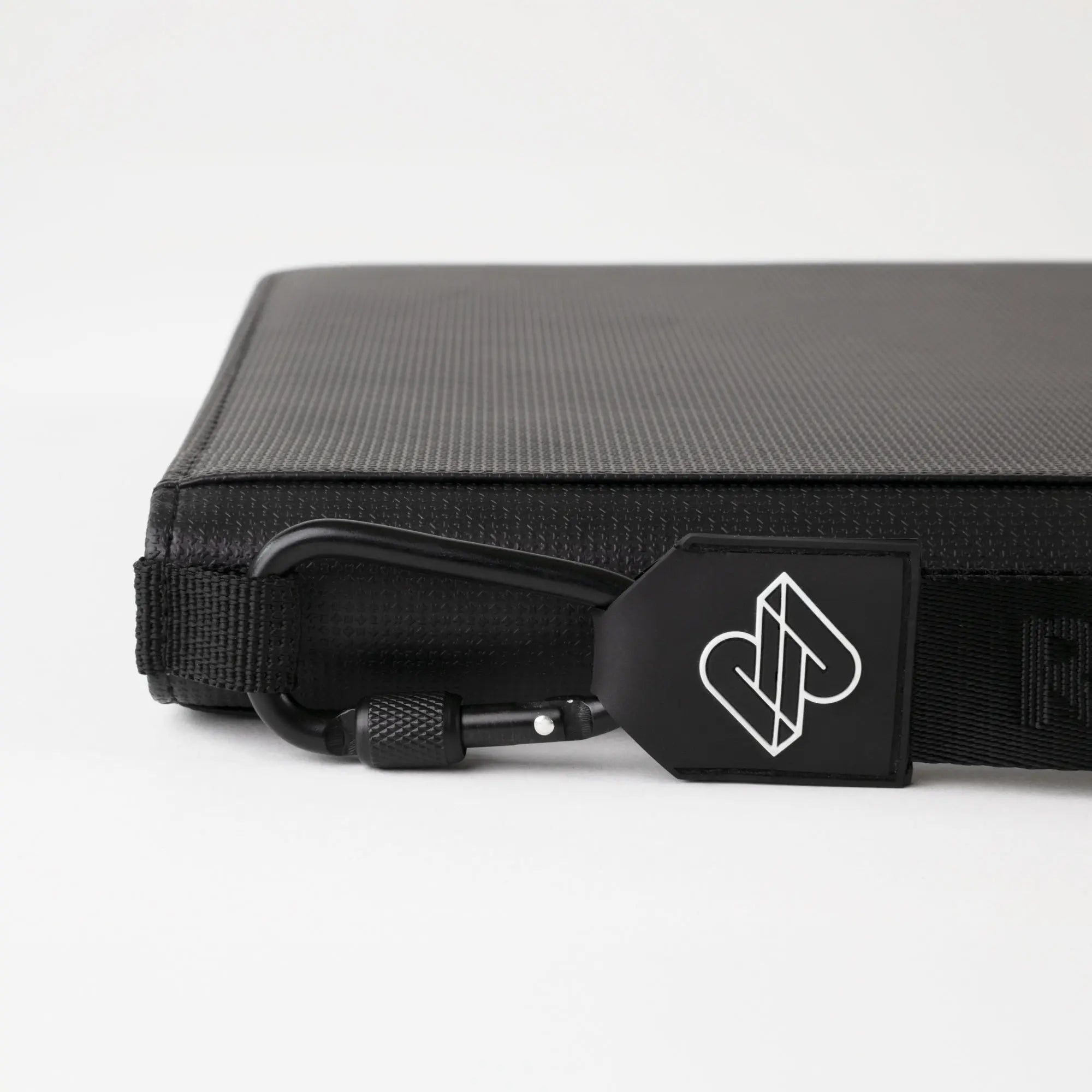 Raw2Rare - 12-Pocket ZipBinder480